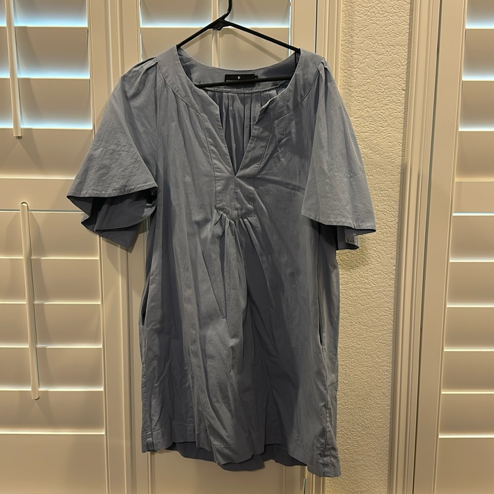 Tuckernuck - POMANDER PLACE Blue dress with flutter sleeves and pockets